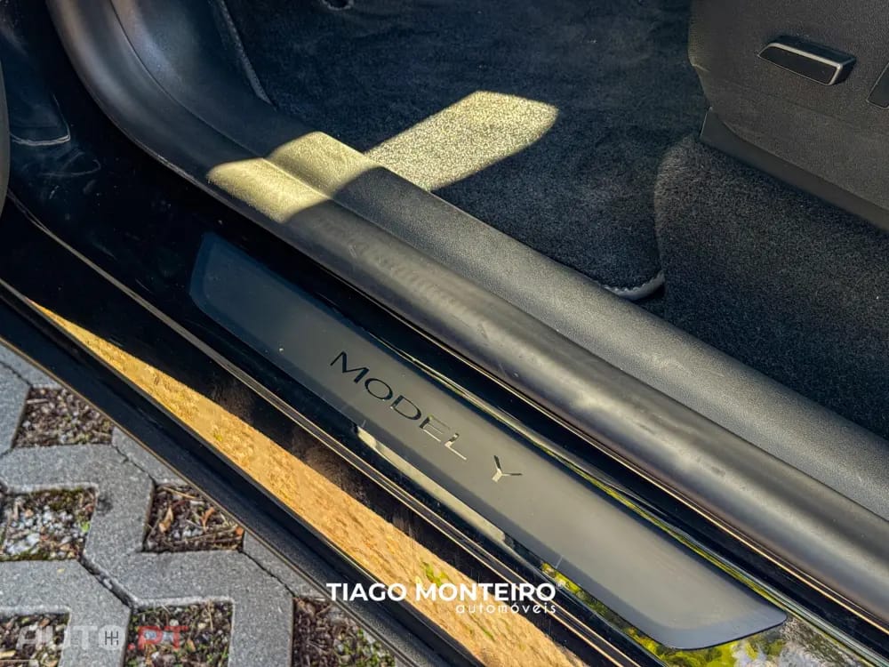 Tesla Model Y Tração Traseira