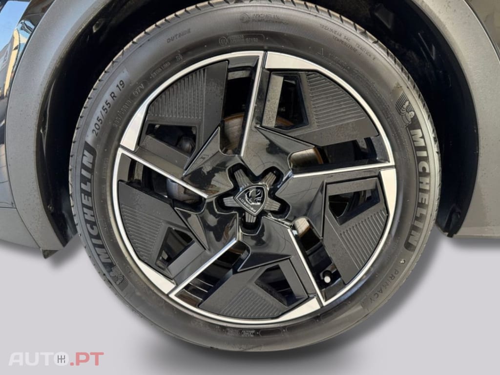 Peugeot 408 GT EAT8