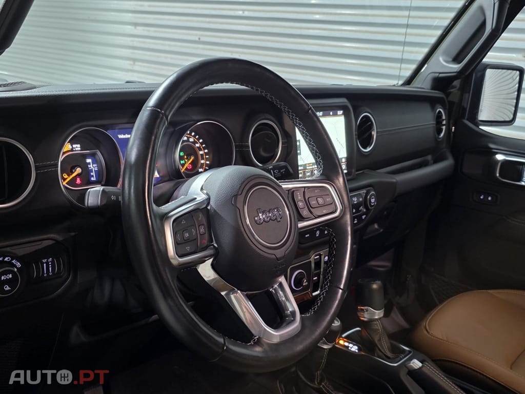 Jeep Gladiator 3.0 CRD Overland AT8