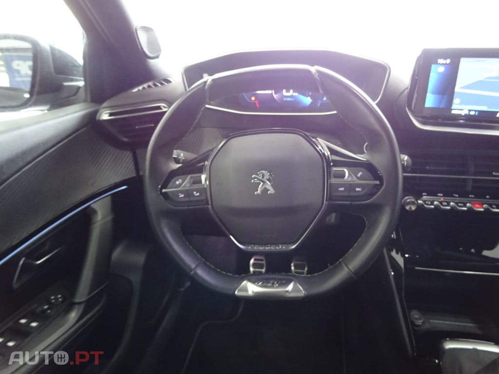 Peugeot 2008 1.2 PureTech GT