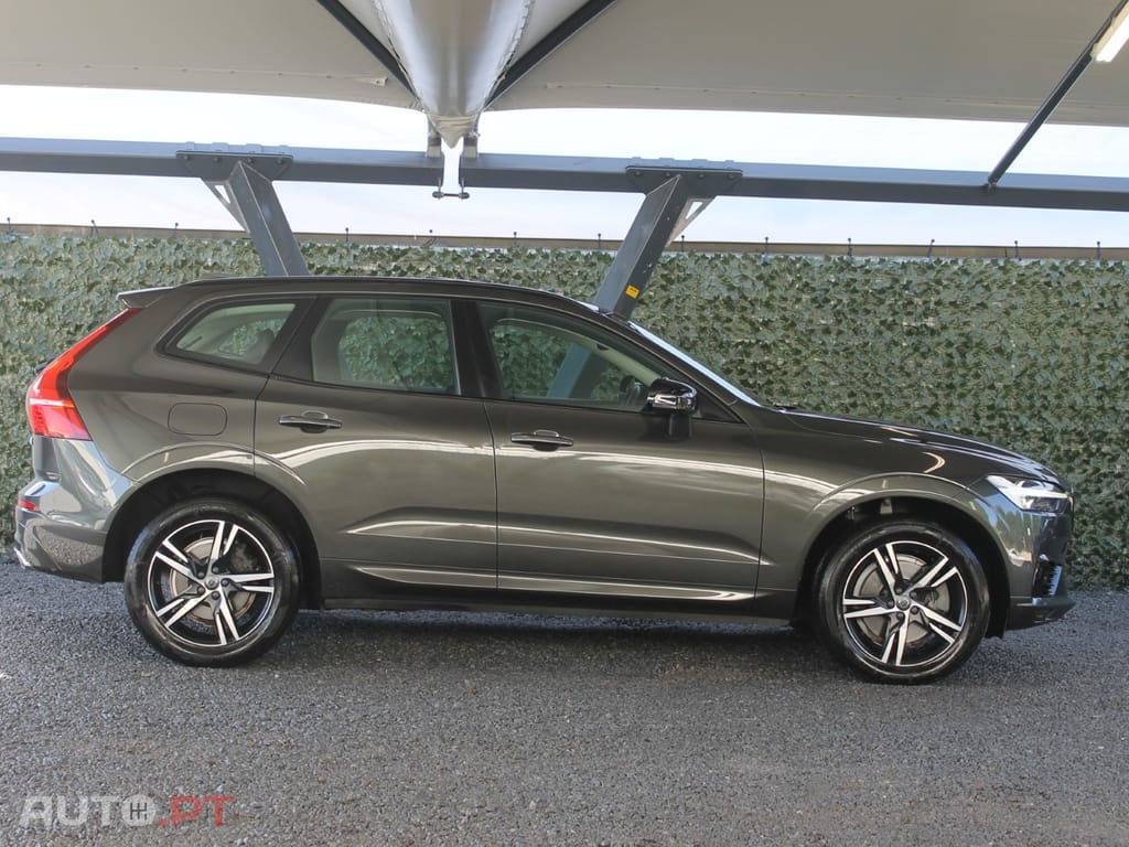 Volvo XC60 2.0 T6 PHEV R-Design AWD