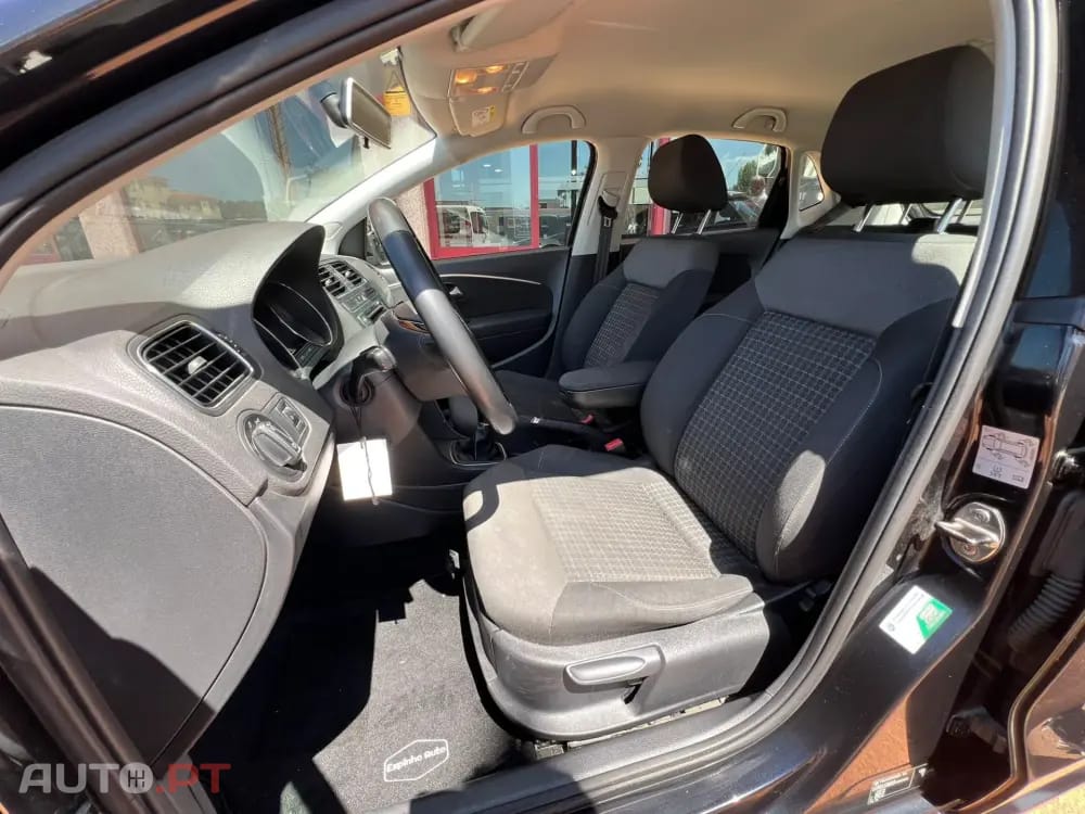 Volkswagen Polo 1.0 Confortline
