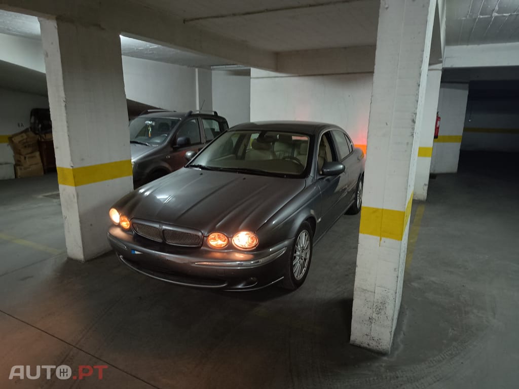 Jaguar X-Type 2.2D executive