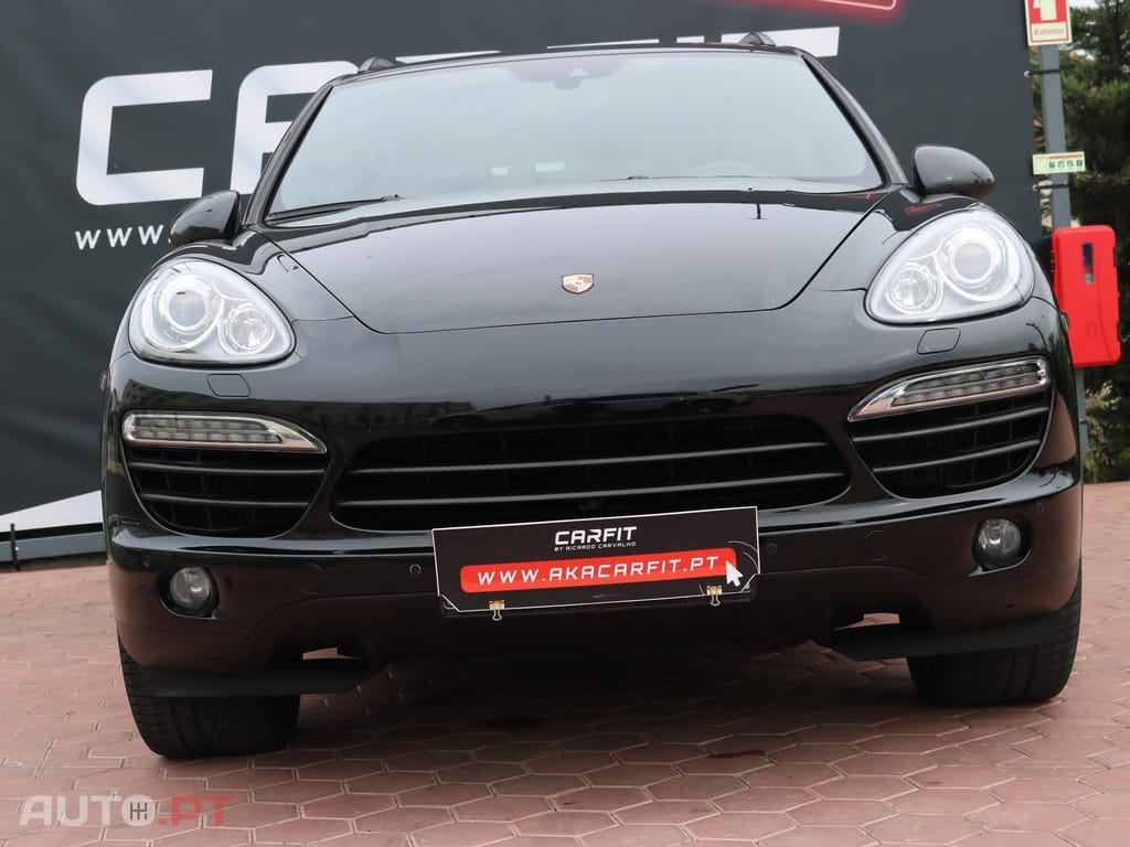 Porsche Cayenne Platinum Edition — fotografia 9