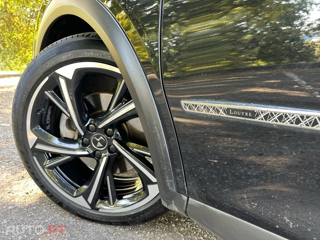 DS DS7 Crossback E-Tense Performance Line+ EAT8
