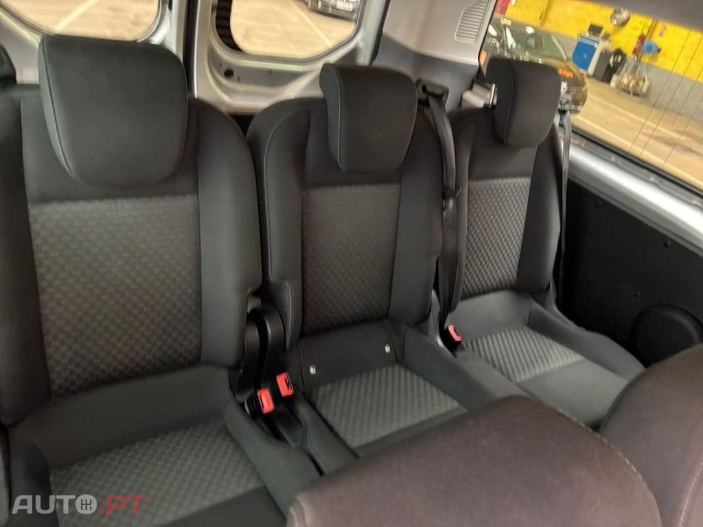 Ford Transit Custom 320 L2 2.0 EcoBlue H1 Trend Business