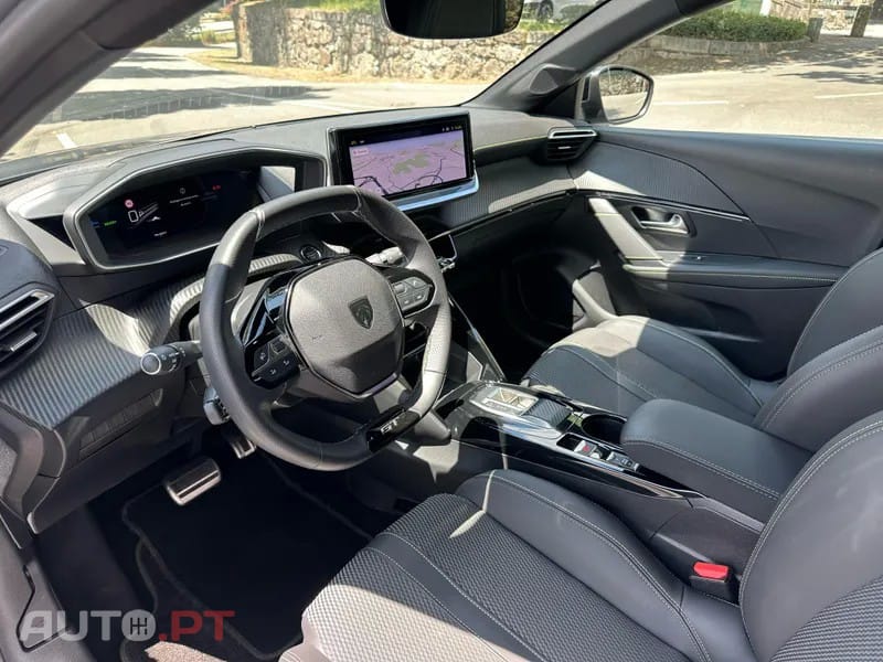Peugeot E-208 50 kWh GT Pack