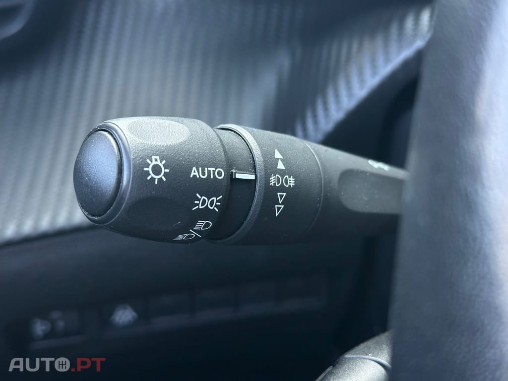 Peugeot 2008 PureTech 100 Allure