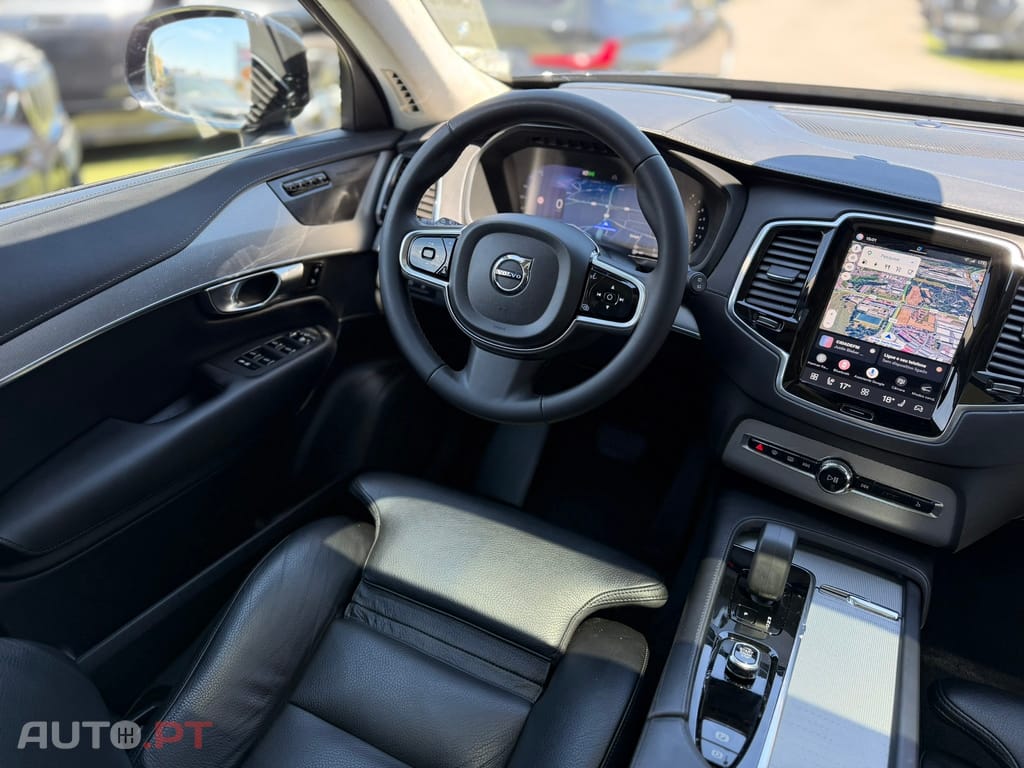 Volvo XC90 2.0 T8 PHEV Ultimate Dark AWD