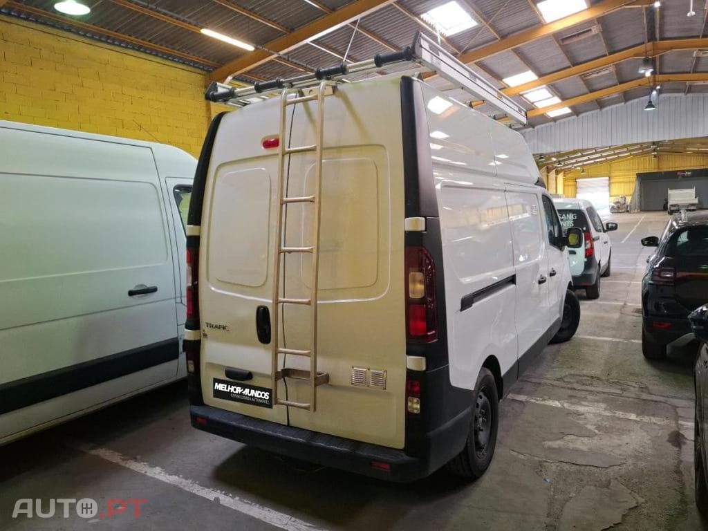 Renault Trafic 2.0 dCi L2H2 1.2T