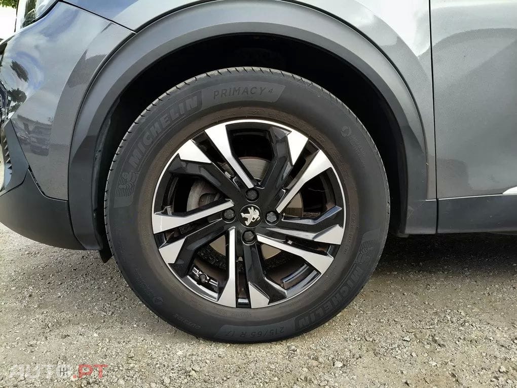 Peugeot 2008 1.2 PureTech Allure