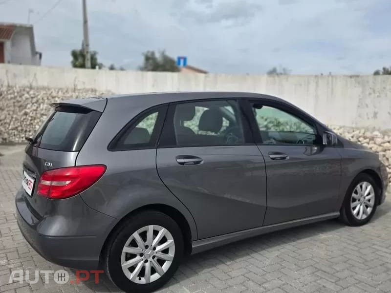 Mercedes-Benz B 200 CDi Urban