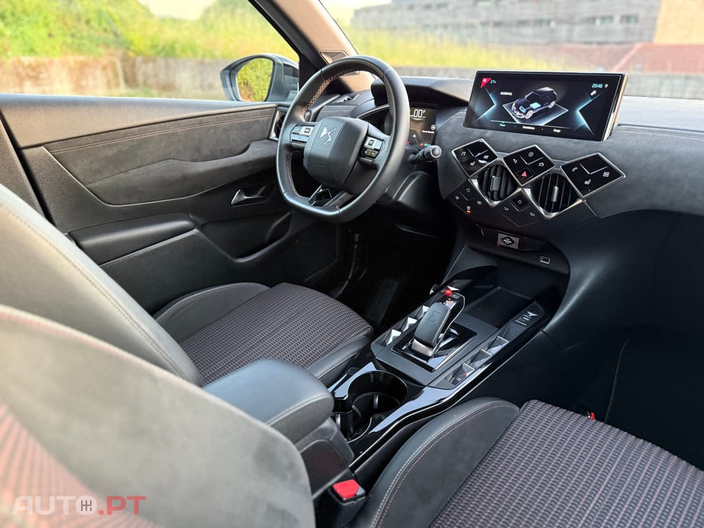 DS DS3 Crossback E-TENSE Performance Line