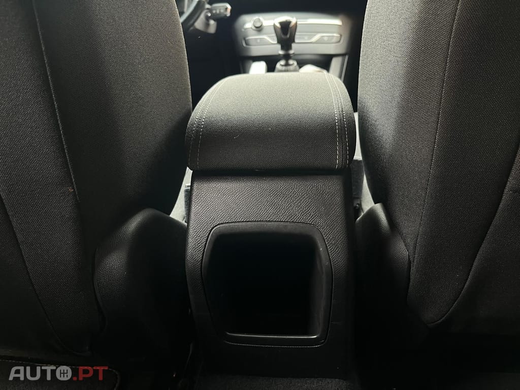 Peugeot 308 SW 1.5 HDI STYLE EAT8