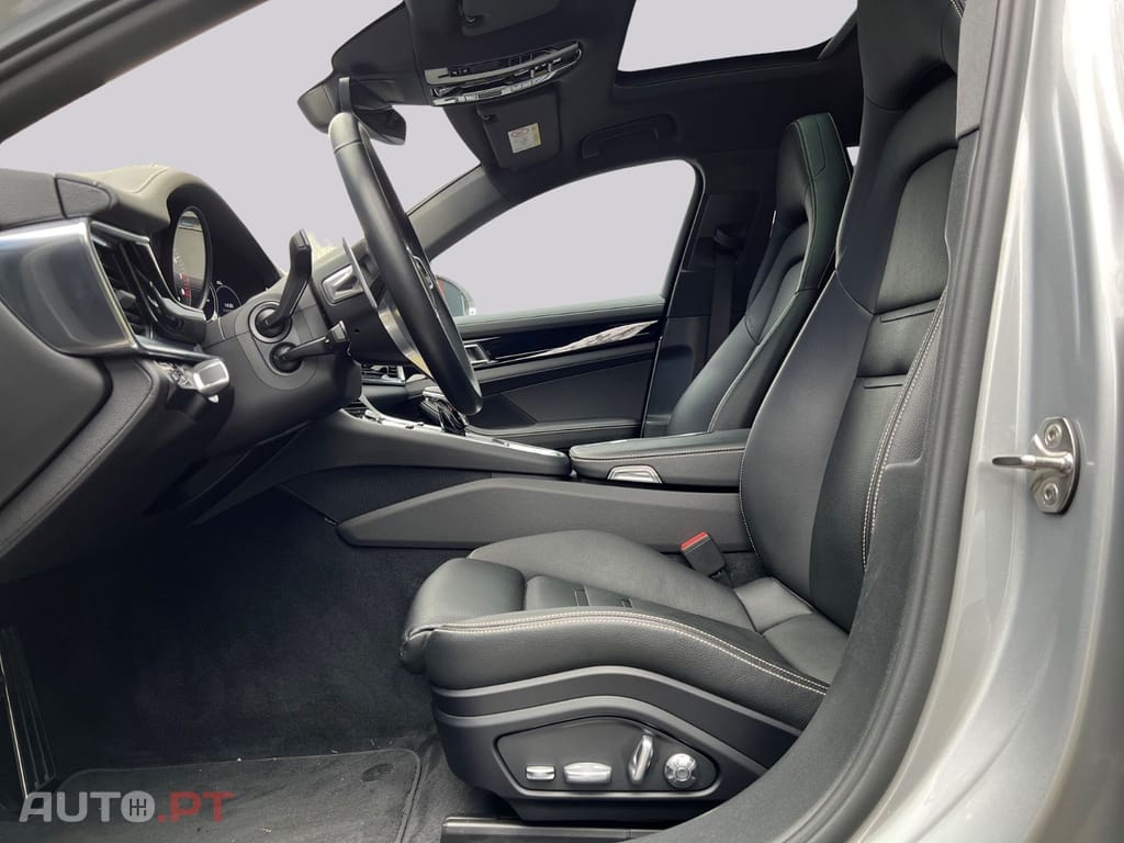 Porsche Panamera I.V.A DEDUTÍVEL 4 E-Hyb. Sport