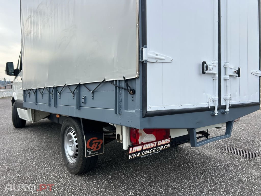 Volkswagen Crafter 35 2.5 TDi 164 Média