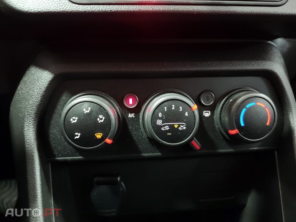 Dacia Sandero 1.0 ECO-G Essential Bi-Fuel