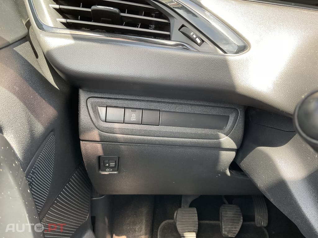 Peugeot 208 1.2 PureTech Active