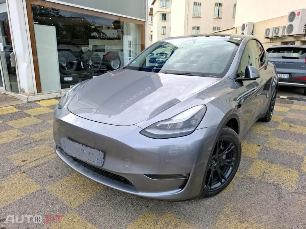 Tesla Model Y Long Range Tração Integral