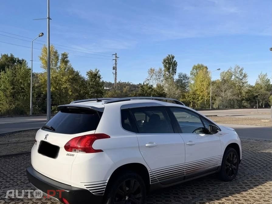 Peugeot 2008 UrbanCross