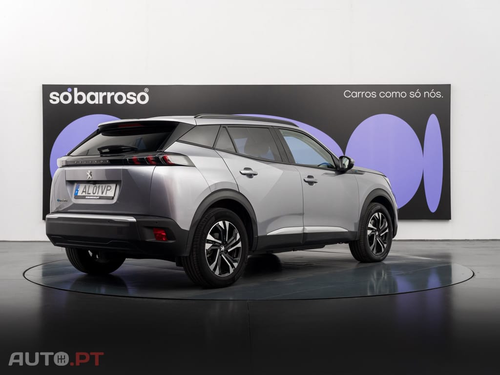 Peugeot E-2008 50 kWh Allure Pack