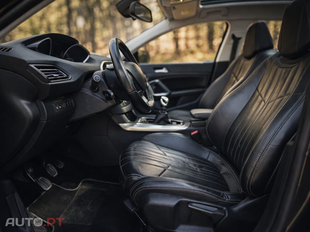 Peugeot 308 SW 1.6 e-HDi Allure J17