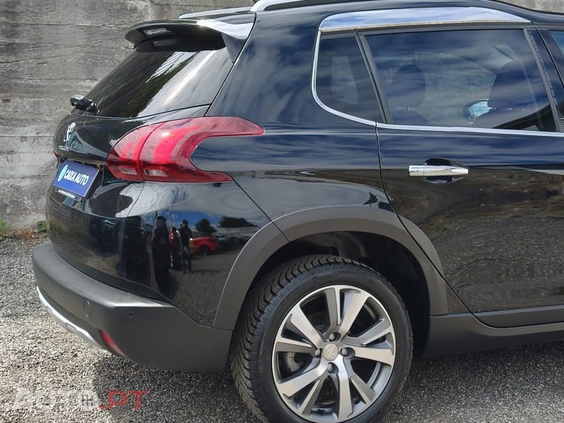 Peugeot 2008 1.2 PureTech Allure EAT6