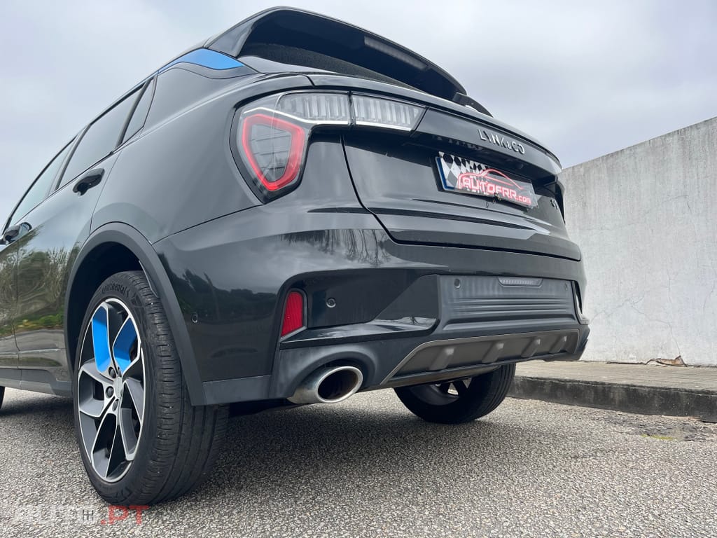 Lynk & Co 01 O1