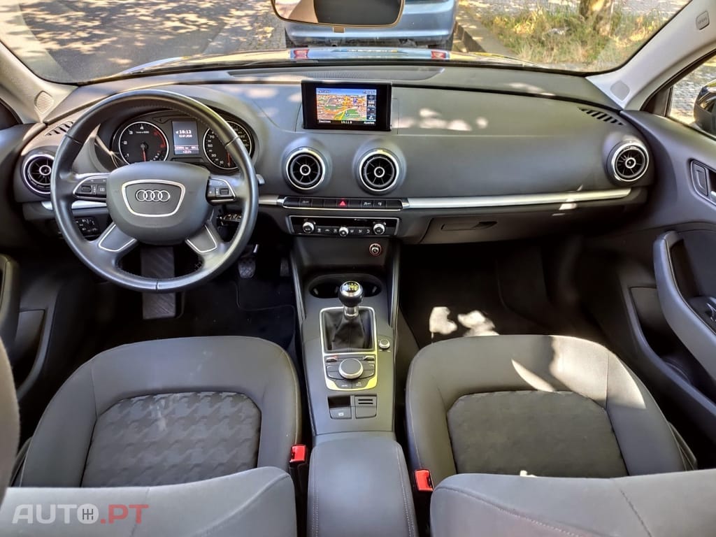Audi A3 Sportback 1.6 TDI Attraction