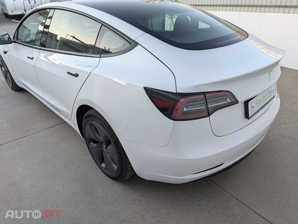 Tesla Model 3 Tração Traseira Premium — fotografia 4