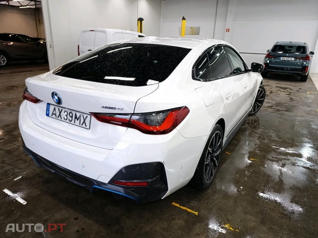 BMW i4 eDrive40 Pack Desportivo M