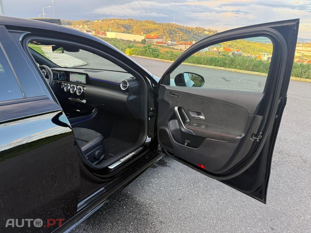 Mercedes-Benz A 250 e AMG Line