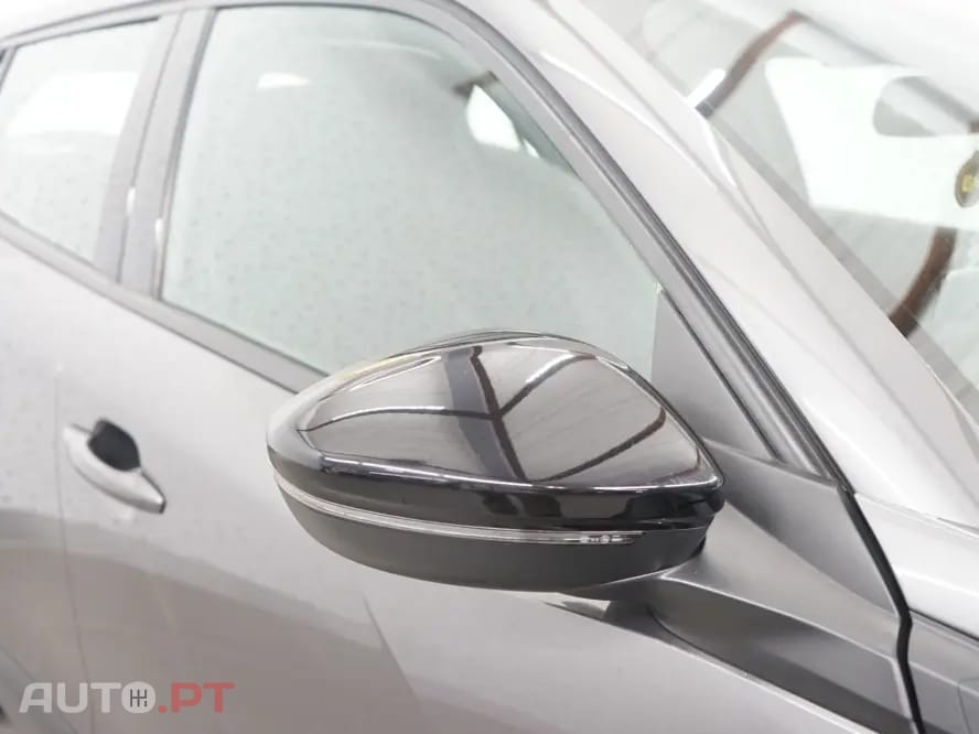 Peugeot 2008 1.2 PureTech Allure
