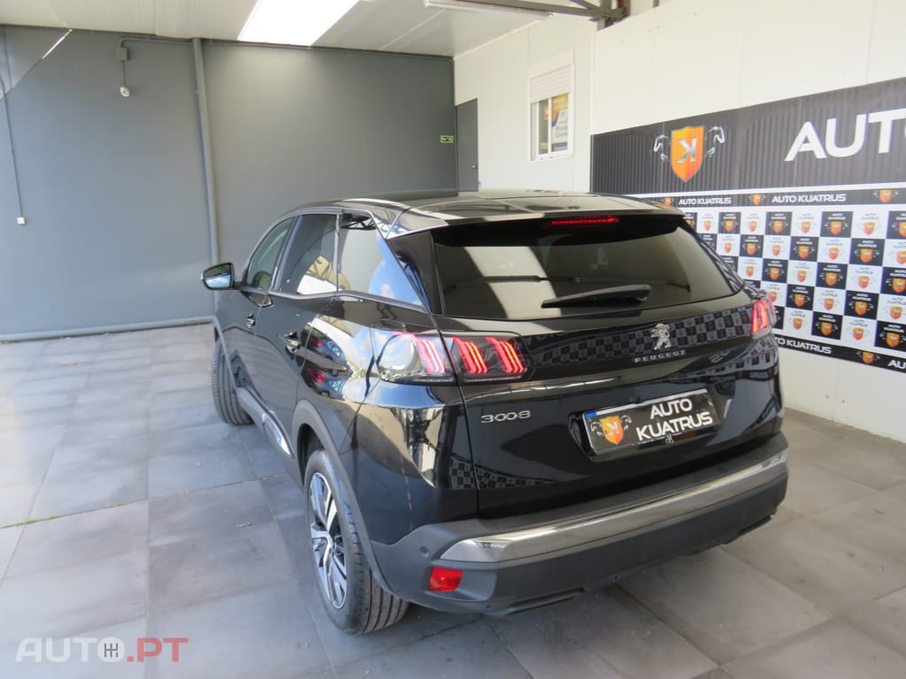 Peugeot 3008 1.5 BlueHDi Allure