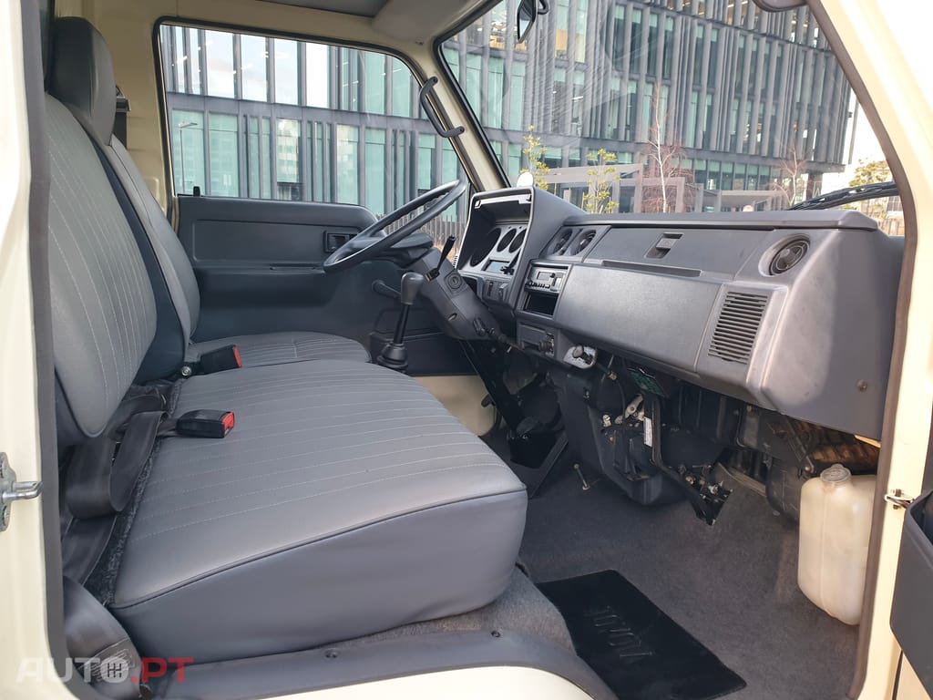 Toyota Dyna 150 2.8D 83cv