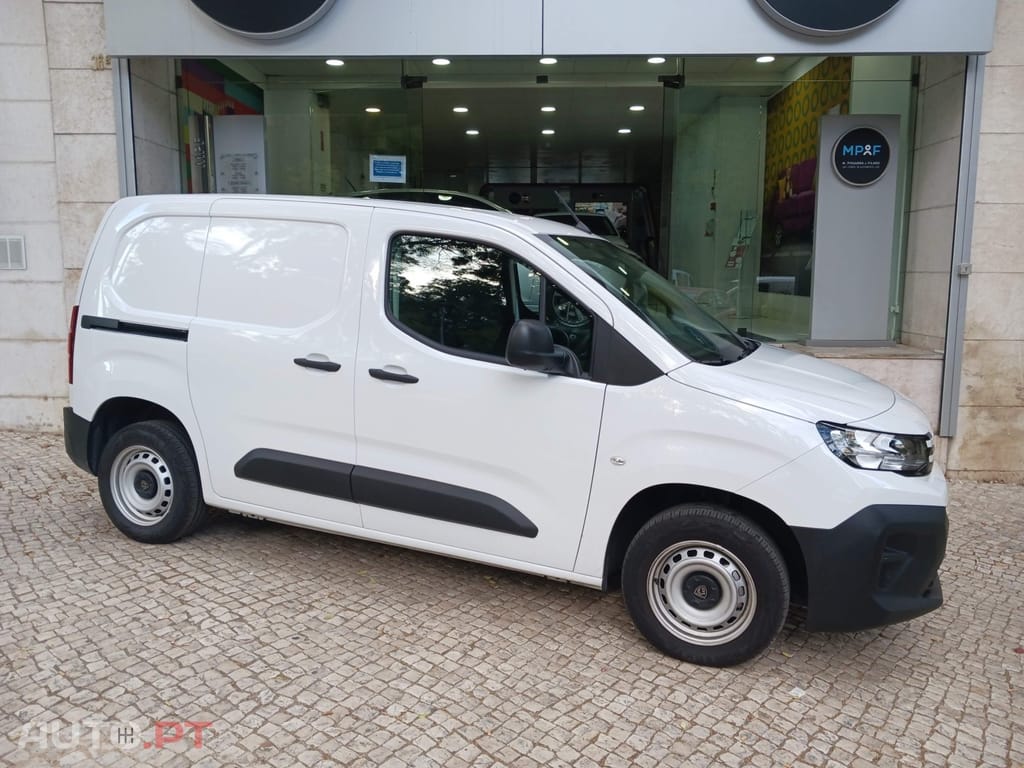 Peugeot Partner 1.5 BlueHDi Pro Standard Plus