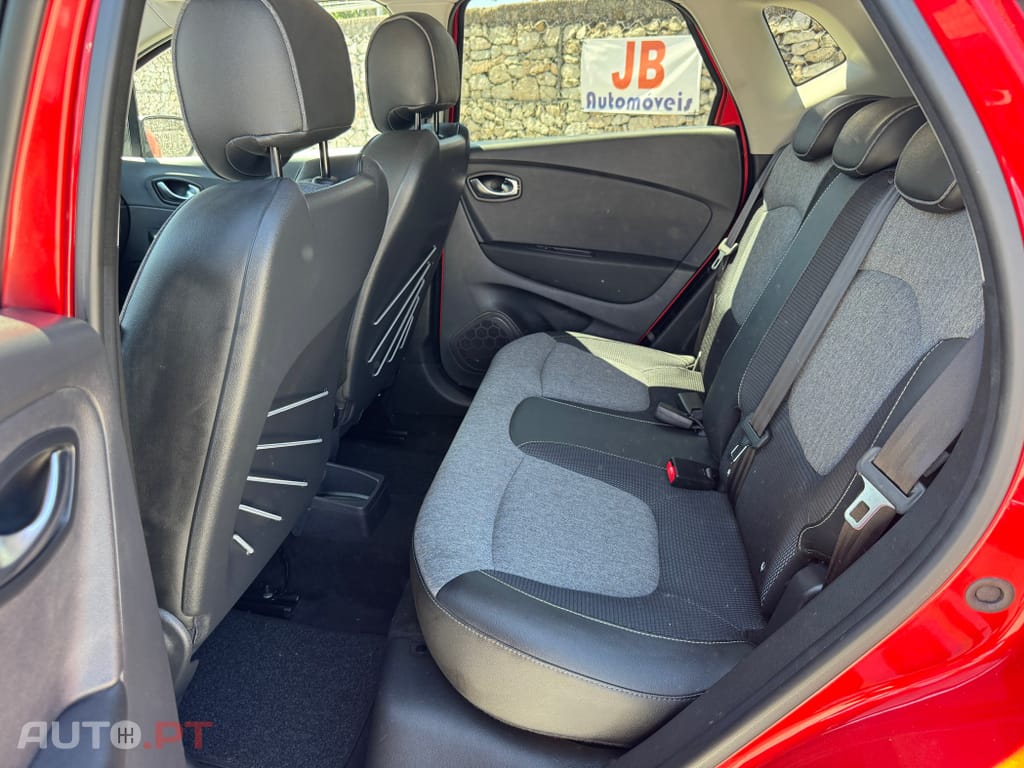 Renault Captur 1.2 TCe Exclusive EDC
