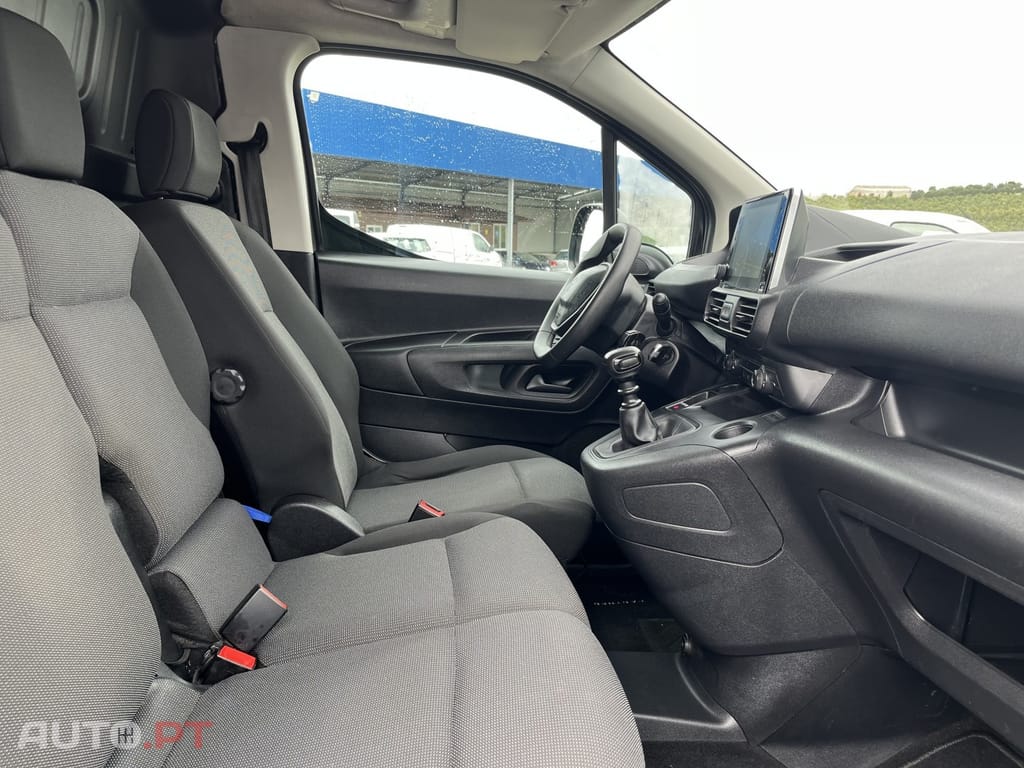 Peugeot Partner 1.5 BlueHDi Pemium Longa