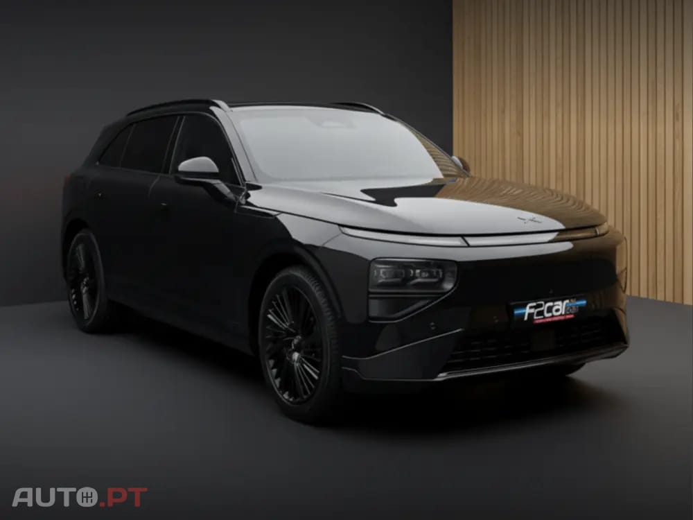 XPeng G9 98 kWh AWD Performance + Pack Premium