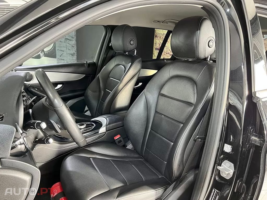 Mercedes-Benz GLC 220 D 4MATIC 9GTRONIC