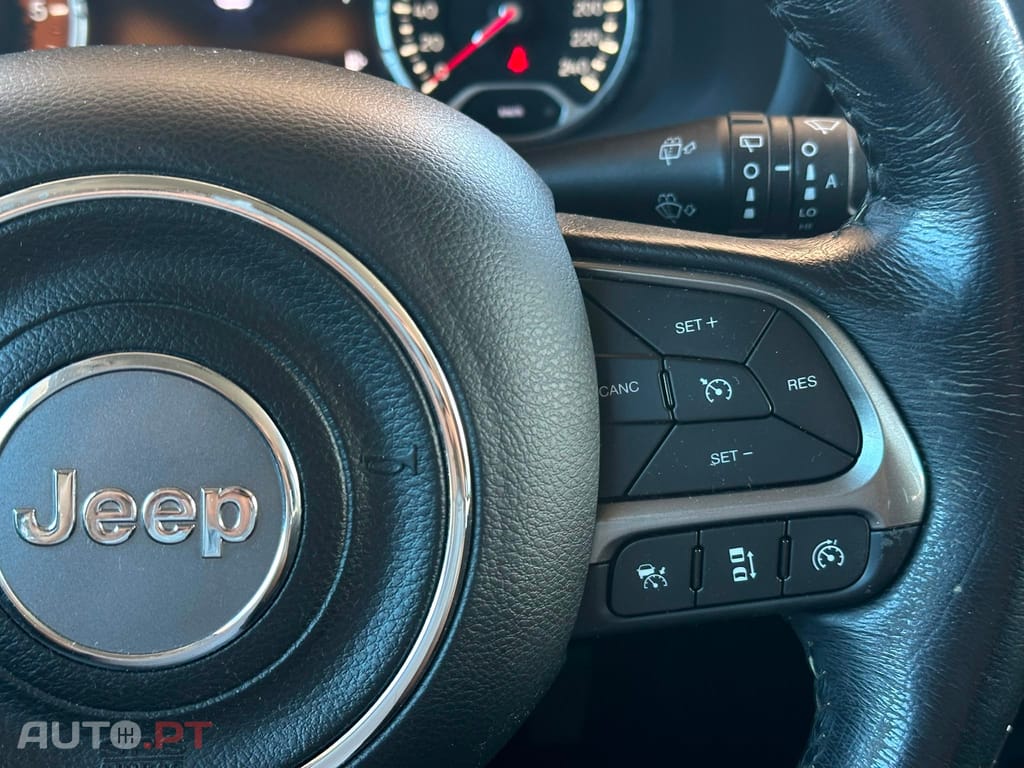 Jeep Renegade 1.6 MJD Limited DCT