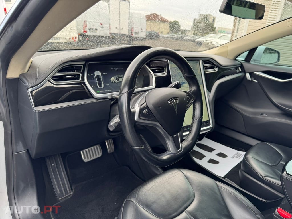 Tesla Model S 60D