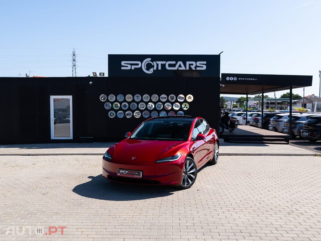 Tesla Model 3 Tração Traseira