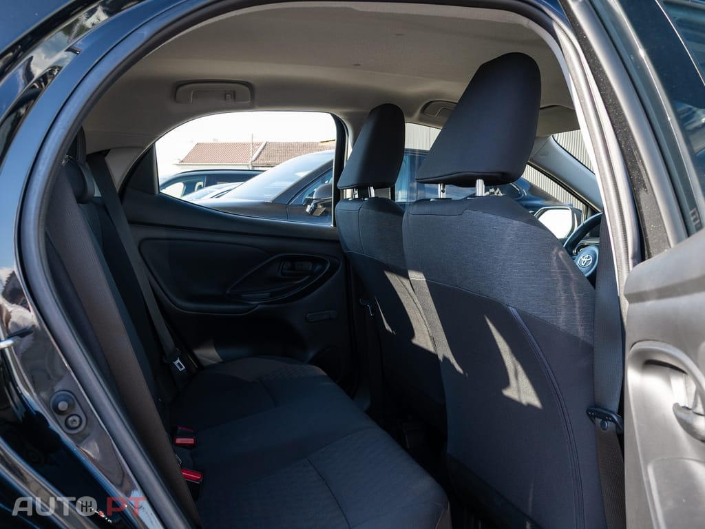 Toyota Yaris 1.0 VVT-i Comfort Plus