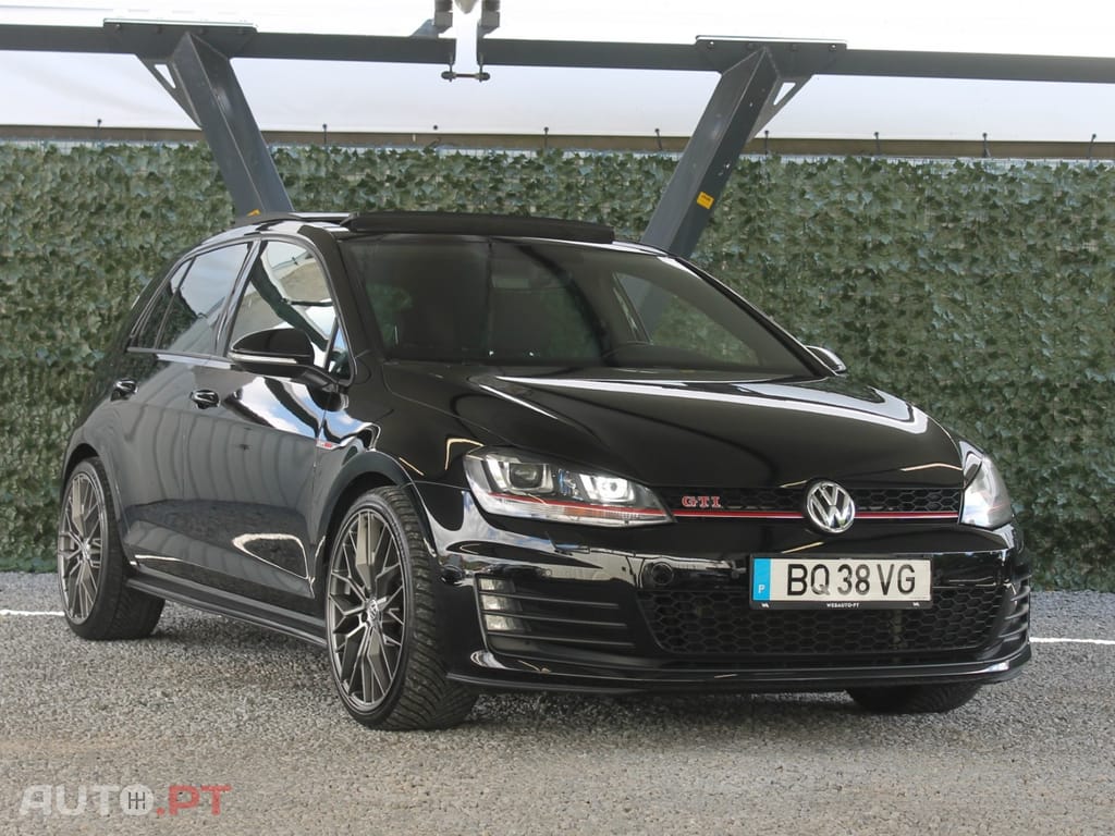 Volkswagen Golf 2.0 TSi GTi DSG Performance