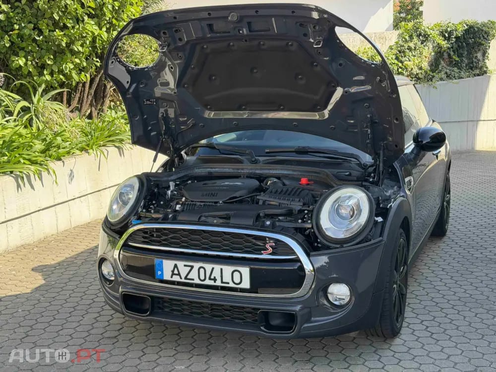 MINI Cooper Cooper S
