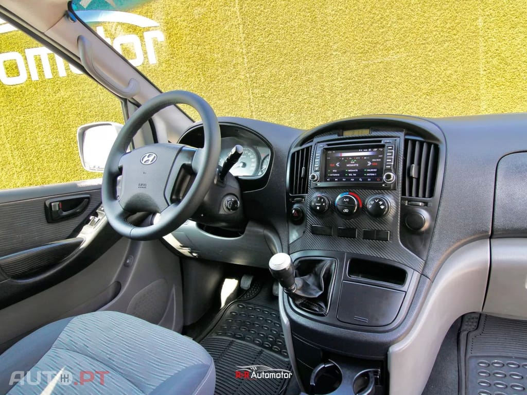 Hyundai H1 H1 STAREX 2.5CRDI L2 DUPLA PORTA LATERAL — fotografia 3