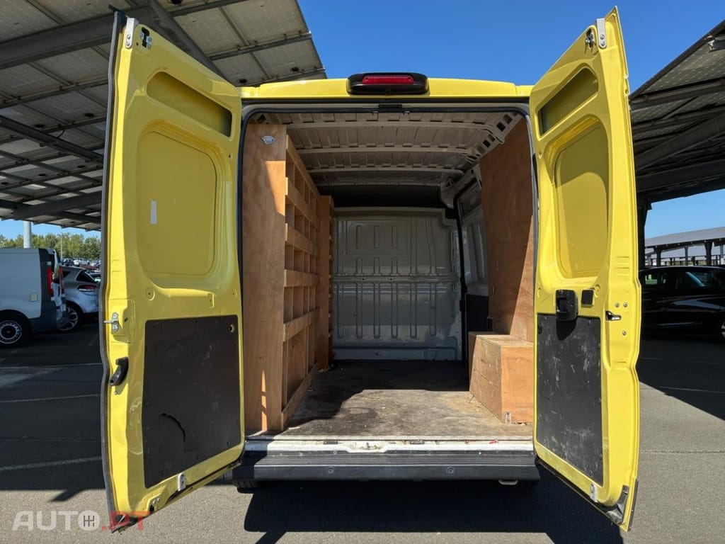 Peugeot Boxer 2.0 BlueHDi 333 L2H2 Asphalt