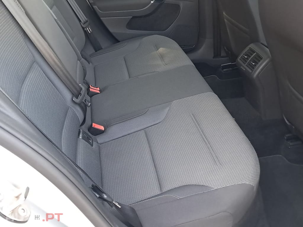 Volkswagen Golf 1.6 TDi Confortline