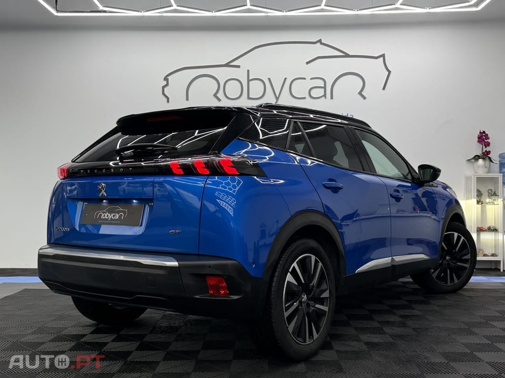 Peugeot E-2008 50 kWh GT